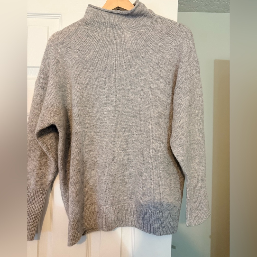 Group by Babaton Cashmere Sweater in Light Grey